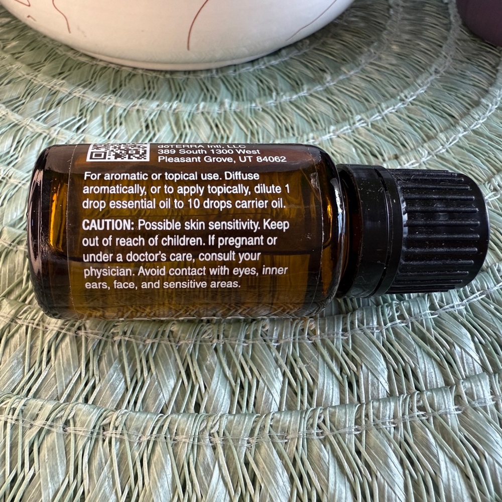 Niaouli Essential Oil - doTERRA, 15ml - Picture 7 of 11